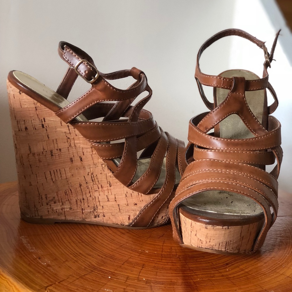 Sandals - Picture 2 of 2